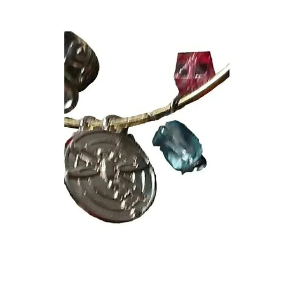 Charm bracelet with charms - Picture 2 of 4